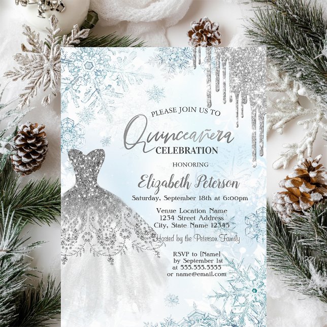Invitación Vestidos de Purpurina plateado con copos de nieve (Subido por el creador)
