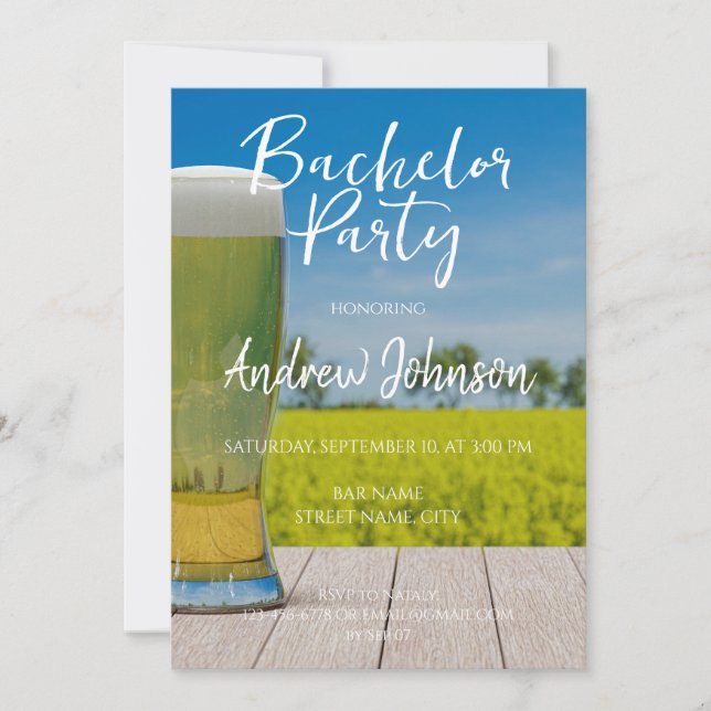 Invitación Vidrio de cerveza ligera en el campo (Anverso)