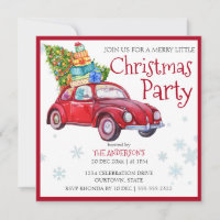 Viejo coche rústico de betún rojo con árbol de Nav