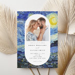 Invitación Vincent Van Gogh Starry Night Photo Boda<br><div class="desc">Elegante y moderna invitación a la boda con la pintura nocturna Vincent Van Gogh Starry y la foto de su personalizado.</div>