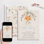 Invitación Vintage Floral Fox Boy Baby Shower<br><div class="desc">Bienvenidos amigos y familiares para compartir en este momento especial con esta invitación a la ducha de bebé con temática floral de la época festiva! Con un adorable zorro chico bajo un clásico bough floral y "es un chico" escrito en azul, seguro que capturará el corazón de tus invitados. La...</div>