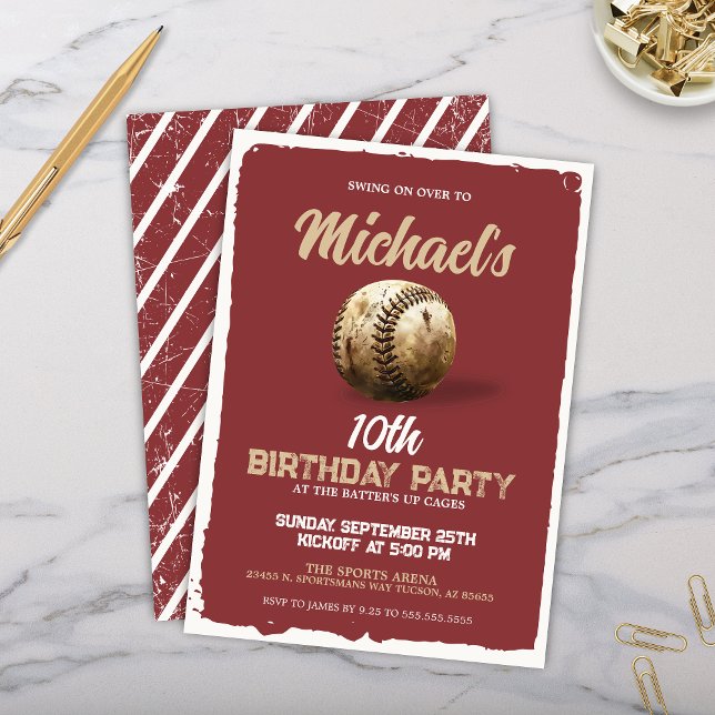 Invitación Vintage Red Maroon Béisbol Tema de cumpleaños (Vintage red burgundy maroon baseball theme birthday party invitation or sports viewing party invite)