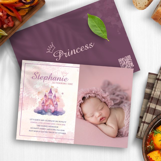 Invitación Watercolor Castle Pink Babygirl primera cumpleaños (Watercolor Castle Pink Babygirl 1st Birthday Photo Invitation)