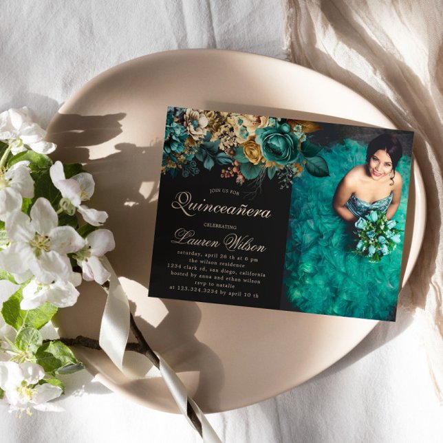 Invitación Watercolor Gold Green Floral Quinceanera Photo (Subido por el creador)