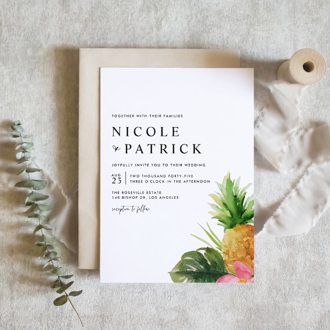 Invitación Watercolor Pineapple and Hibiscus Tropical Wedding (Customizable tropical wedding invitation featuring watercolor pineapple, greenery and flower.)