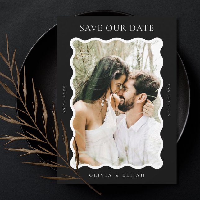 Invitación Wavy Black and White Moderne Photo Save the Date (Subido por el creador)