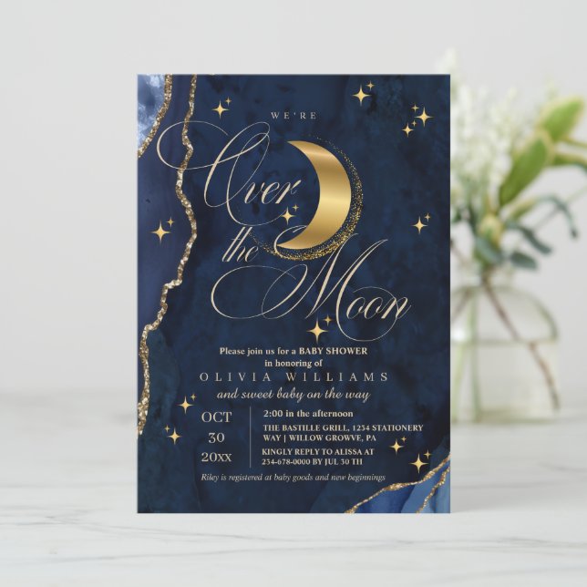 Invitación We're Over the Moon Gold Stars Blue Baby Shower  (Anverso de pie)