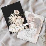Invitación Wild Boho Protea Pampas Boda negro de hierba<br><div class="desc">Esta invitación a la boda incluye protea con acuarela pintada, pasto seco de pampas, flor silvestre, hojas exóticas con una foto descolorida y texto en la parte posterior. Para una personalización más avanzada de este diseño, haga clic en el BOTÓN HERRAMIENTA DE DISEÑO AZUL. También están disponibles los elementos coincidentes....</div>