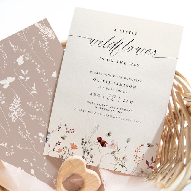 Invitación Wildflower Boho Baby Shower Woodsy Elegant (Elegant Boho Wildflower Baby Shower Invitation with Bees)