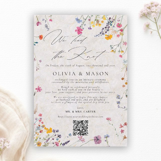 Invitación Wildflower Garden Modern Pink Wedding Announcement (wildflower wedding announcement watercolor garden backyard barn summer spring elegant romantic pink )