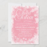 Invitación Winter Wonderland Sweet 16 Fiestas<br><div class="desc">¡Hola! Bienvenidos a mis productos de invitación para fiestas Sweet 16. Diseñé esta invitación de Winter Wonderland para ser femenina y romántica. Comienza con un fondo rosa rosa suave. Luego, capas de nieve blanda y esponjosa y copos de nieve crearon un borde alrededor de toda la invitación. Dulce Dieciséis está...</div>