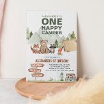 Invitación Woodland One Happy Camper Camping Kids Cumpleaños<br><div class="desc">El diseño incluye animales de bosque modernos acampando acuarela.</div>