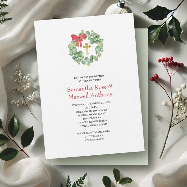 Invitación Wreath acuarela y bautismo cruzado de oro (Christmas wedding invitations watercolor eucalyptus wreath by Victoria Grigaliunas of VG Invites)