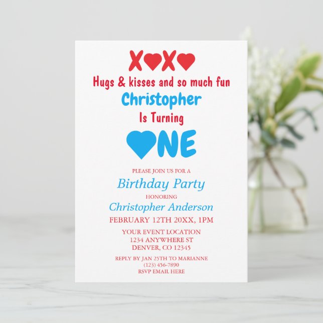 Invitación XOXO Abrazos y besos primer cumpleaños (Anverso de pie)