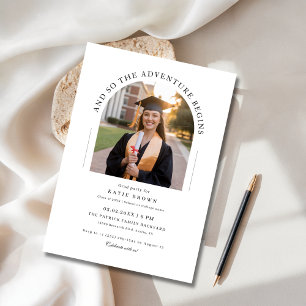 Invitación Y así la aventura comienza foto del arco del Fiest