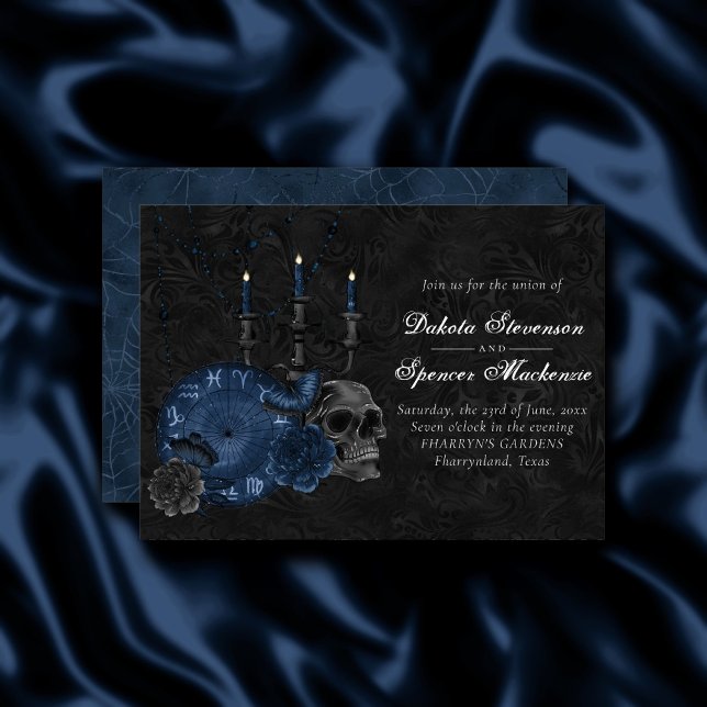 Invitación Zodiac Magic | Rosas de cráneo gótico azul de la M (Subido por el creador)