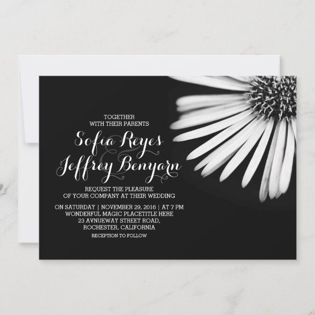 Invitaciones a bodas en flor blanca y negra (Anverso)