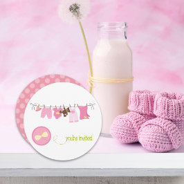 Invitaciones a ducha de bebé en línea de ropa {Ros