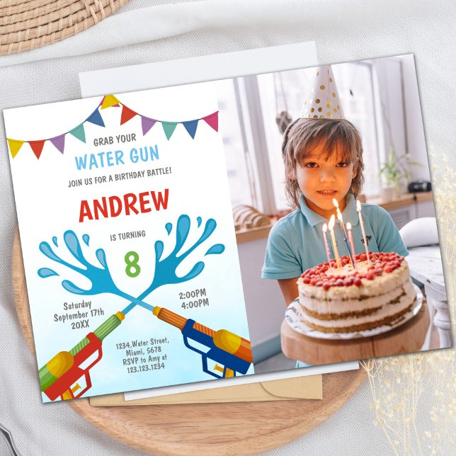 Invitaciones a fiestas de diversión de personaliza (Red Blue Water Gun Invitations with photo)