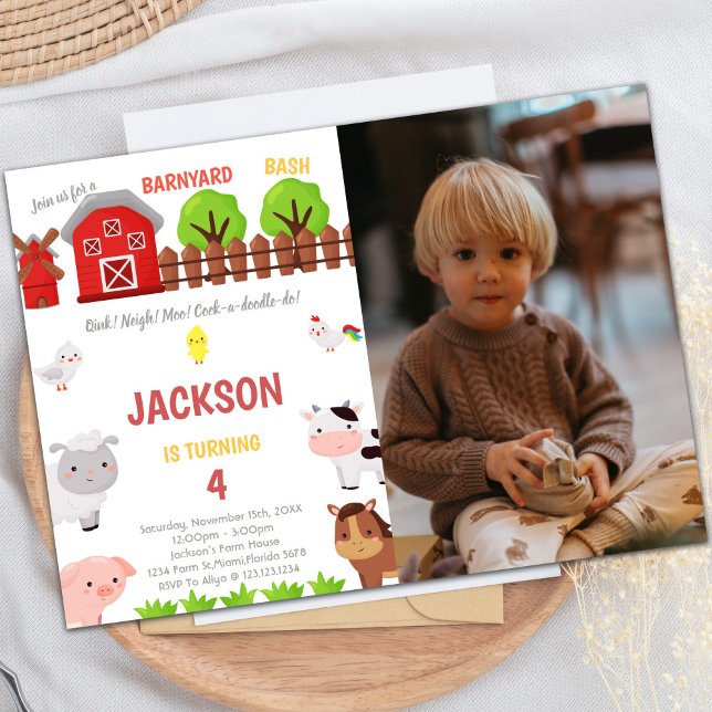 Invitaciones a fiestas de personalizable para niño (Green Farm Birthday Invitations with photo)