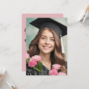 invitaciones a graduación rosa de flores modernas