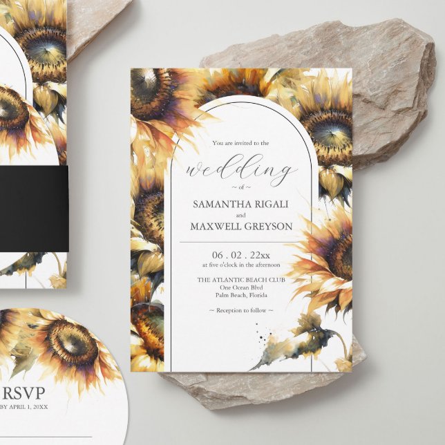 Invitaciones a la boda de girasol amarillo acuarel (Stacked wedding invitations rustic watercolor sunflower design by Do Tell A Belle.)