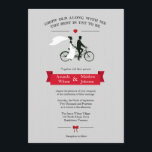 Invitaciones a la Boda Gris y a la Boda Roja<br><div class="desc">Invitaciones a la boda en bicicleta tándem con la novia y el novio montando una bicicleta tándem. Diseño de moda divertida con una pancarta roja,  corazón y arco,  sobre un fondo gris a rayas. La cita de arriba dice "envejecerse conmigo,  lo mejor está por ser".</div>