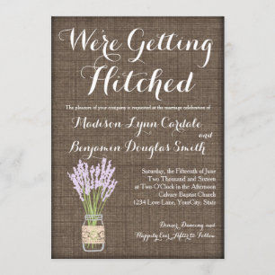 Invitaciones a la boda rústica de Burlap Print Mas