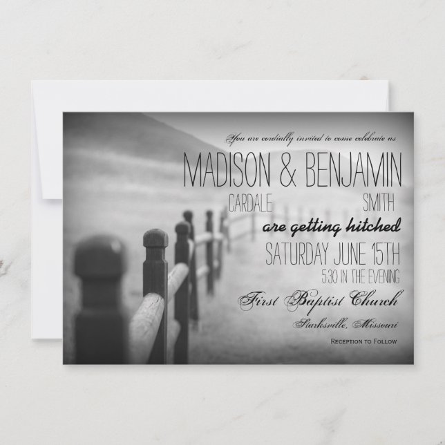 Invitaciones a la boda rústica por la cerca blanca (Anverso)