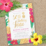 Invitaciones a la Fiesta Luau de los 50 Años de Or<br><div class="desc">Invitaciones luau de 50 años de oro tropical con diversión,  flores tropicales de bonito y piñas,  con acentos dorados. ¡Ideal para una fiesta de 50 cumpleaños con tema de luau!</div>