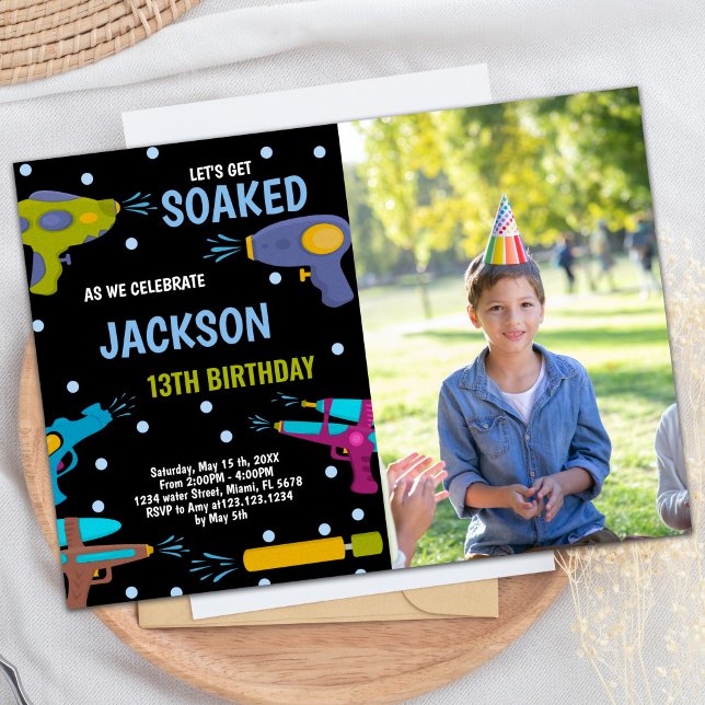 Invitaciones a la pistola de agua de fotos azul am (Yellow Black Blue Photo Water Gun Invitations)