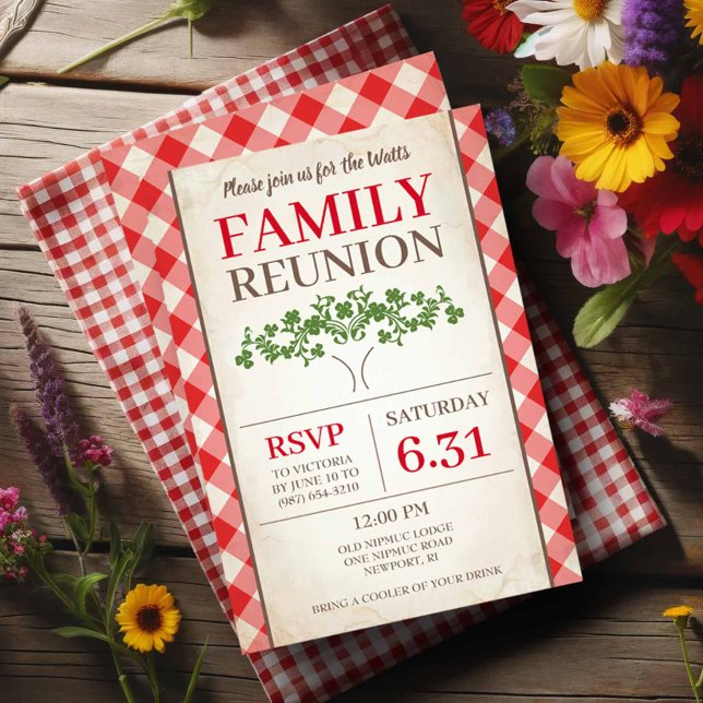 Invitaciones a la Reunión de la Familia Rustic Red (Rustic family reunion invitations tree with red gingham print.)