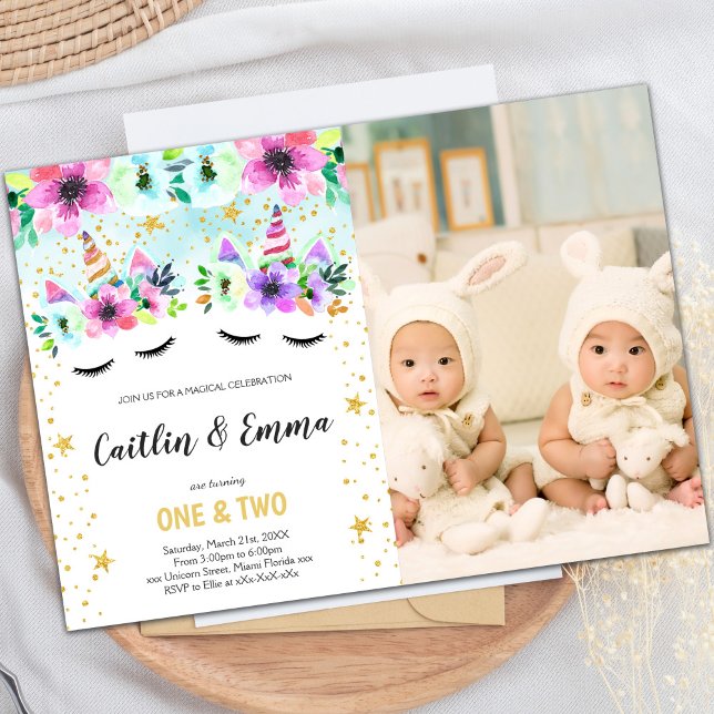 Invitaciones a Unicornio con Flores Verdes Gemelas (Photo Twin Green Floral Unicorn Invitations)