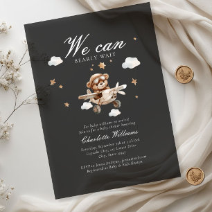 Invitaciones Acrílicas ¡Apenas Podemos Esperar! Oso de Peluche y Avión 
