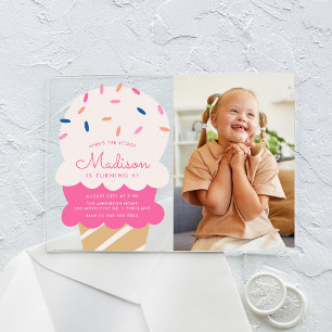 Invitaciones Acrílicas Aquí está la fiesta de cumpleaños de la foto del S