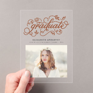 Invitaciones Acrílicas Caligrafía Rústica de Terracota Graduación fotográ