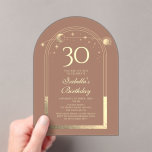 Invitaciones Acrílicas Celestial Mocha Gold Sun Moon Stars 30 cumpleaños<br><div class="desc">Astronomía de Mocha Mousse Gold Sun Moon 30th Birthday Acrylic Invitation presenta un elegante sol dorado, luna y estrellas con un marco dorado sobre el fondo de una mousse mocha. Adentro está tu personalizado la información de la invitación por trigésimo cumpleaños. Personalice editando el texto en los cuadros de texto....</div>