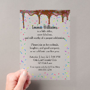 Invitaciones Acrílicas Chocolate goteante y grageas de cumpleaños colorid