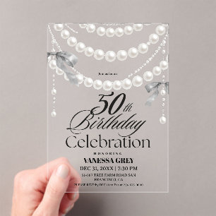 Invitaciones Acrílicas Cumpleaños 50 Elegante Perlas Negras y Blancas