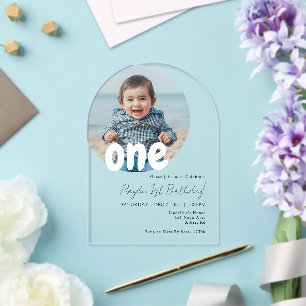 Invitaciones Acrílicas Cumpleaños de foto redonda de bebé con arco modern
