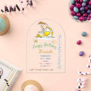 Invitaciones Acrílicas Dibujo simple de niña con arcoíris jugando con pel