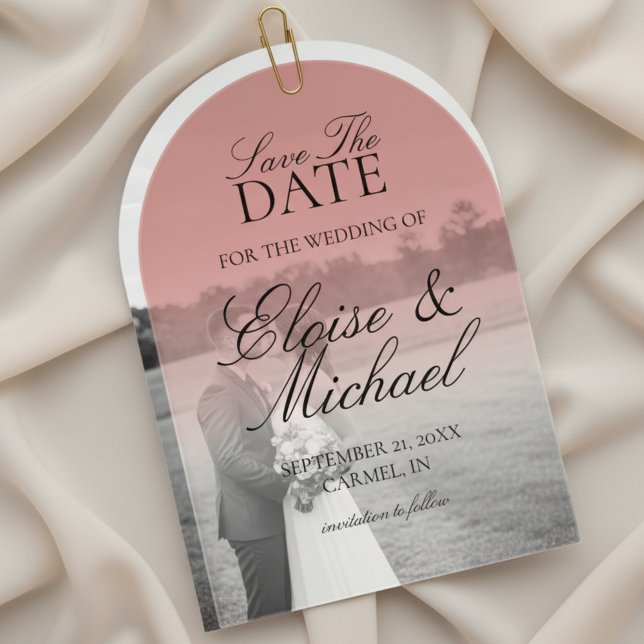 Invitaciones Acrílicas El Elegante Gradiente De Boda Rojo Script Guarda L (Invite guests to mark their calendars with this Elegant Script Gradient Wedding Acrylic Invitation!)