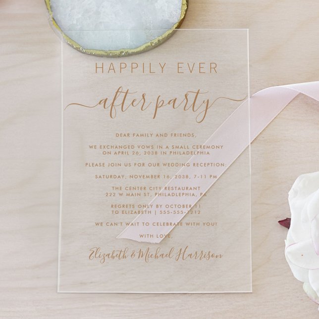 Invitaciones Acrílicas Feliz desde la recepción de la boda Gold Script (Celebrate your Happily Ever After in style with our elegant acrylic wedding reception invitations)