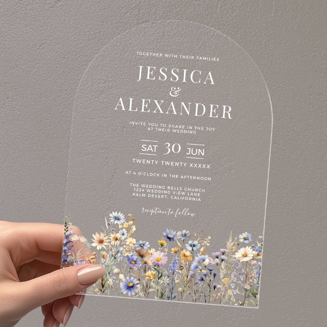 Invitaciones Acrílicas Flores salvajes azul turquesa elegante Boda de arc (Dusty Blue Wildflowers Elegant Arch Clear Acrylic Wedding Invitation with  purple, yellow flowers.)