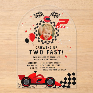 Invitaciones Acrílicas Foto de coche de carreras rojo rápido de crecer do