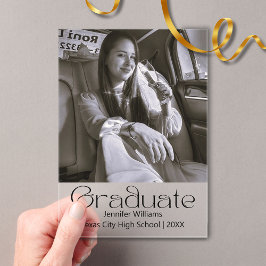 Invitaciones Acrílicas foto de graduación en blanco y negro
