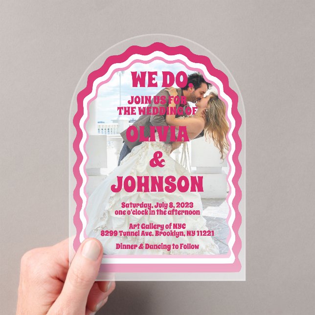 Invitaciones Acrílicas Fotografía de arco ondulado de magenta rosa modern (Insitu (portátil))