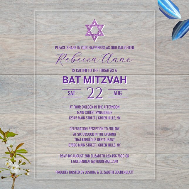 Invitaciones Acrílicas Glam Moda Púrpura Tradicional Elegante Bat Mitzvah (These modern acrylic invitations are an upscale choice for your Bat Mitzvah invites)