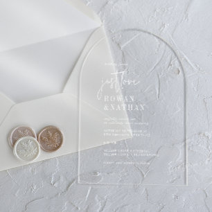Invitaciones Acrílicas La Moda moderna sólo ama al Boda de arco blanco ún