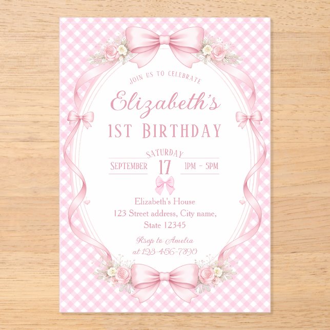 Invitaciones Acrílicas Lazo de Gingham Rosa Cumpleaños Primero (Anverso)